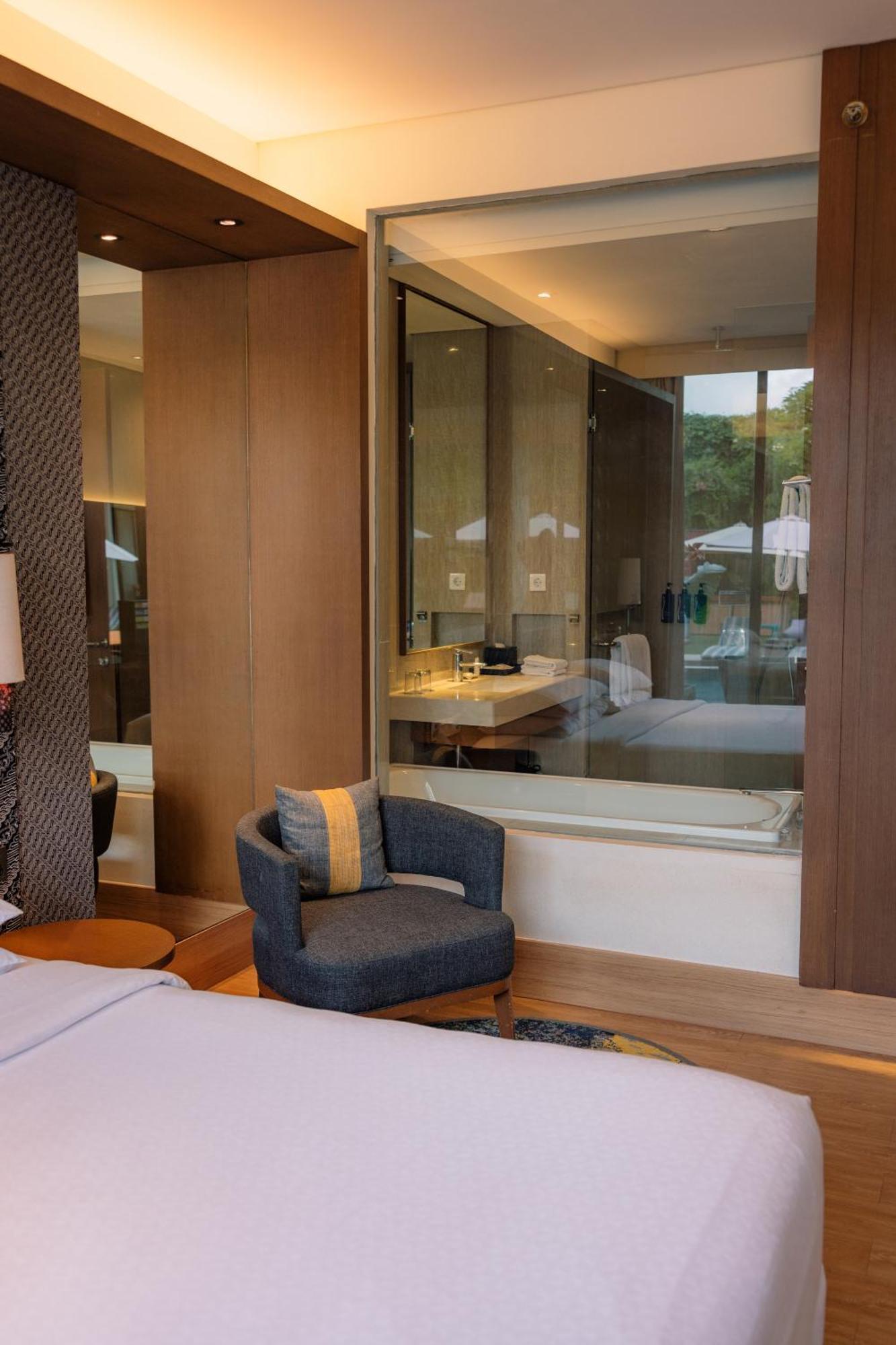 โฟร์ พอยต์ บาย เชอราตัน บาหลี ซมินญะก์ Hotel เซมินยัค ภายนอก รูปภาพ